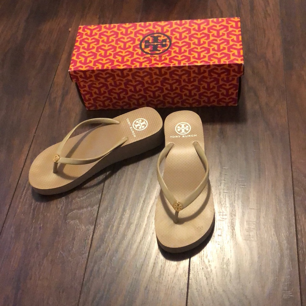 Tory Burch wedge flip flop